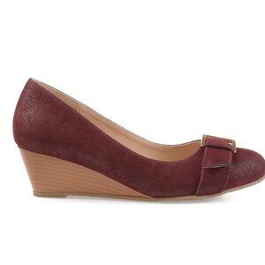 NiB Brinley Co. Women's Grayson Buckle Wedge Heels Wine Size 7 M $70 RY1435